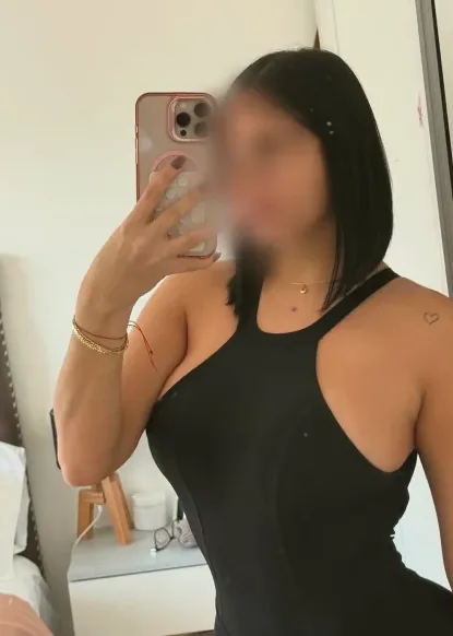 Bianca, 28