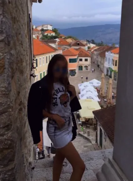 Dijana, 33