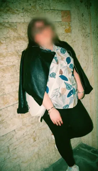Dilara, 29