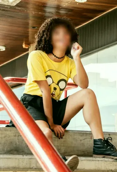 Emilia, 28