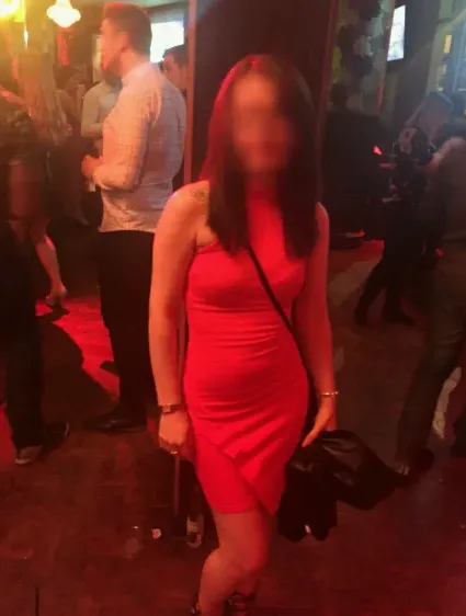 Sabrina, 35