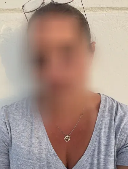 Sophia, 33